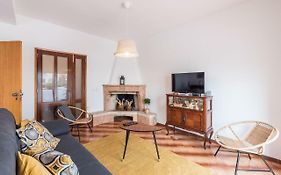 Lovelystay - 3 Bedroom Apartment In Vila Do Bispo